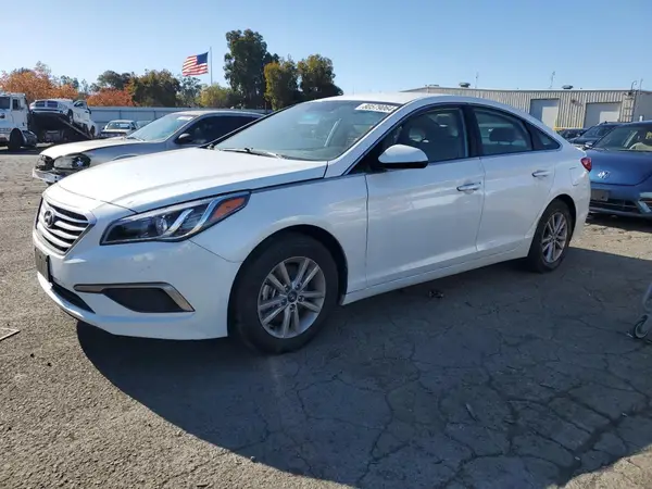 5NPE24AF6HH547718 2017 HYUNDAI SONATA - Image 1