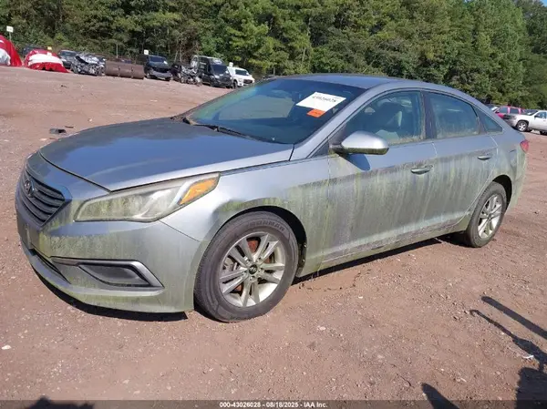 5NPE24AF6HH549355 2017 HYUNDAI SONATA - Image 2