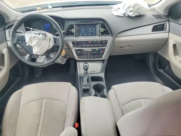 5NPE24AF6HH550599 2017 HYUNDAI SONATA - Image 8