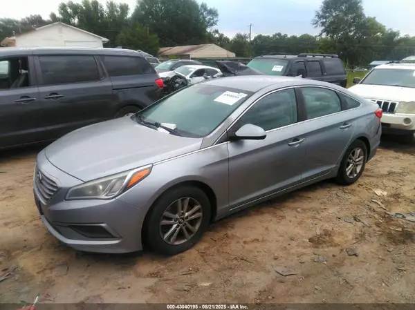 5NPE24AF6HH551185 2017 HYUNDAI SONATA - Image 2