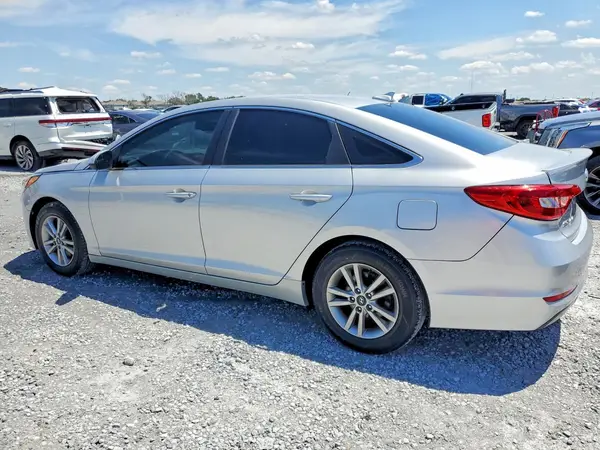 5NPE24AF6HH553373 2017 HYUNDAI SONATA - Image 2