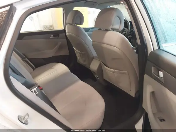5NPE24AF6HH554359 2017 HYUNDAI SONATA - Image 8