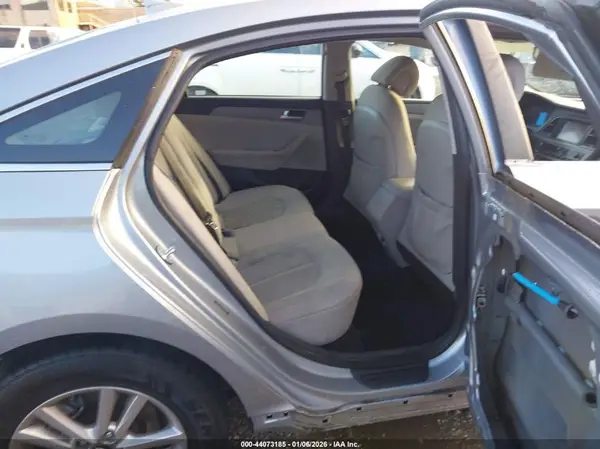 5NPE24AF6HH554894 2017 HYUNDAI SONATA - Image 8