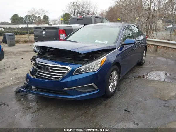 5NPE24AF6HH558623 2017 HYUNDAI SONATA - Image 2