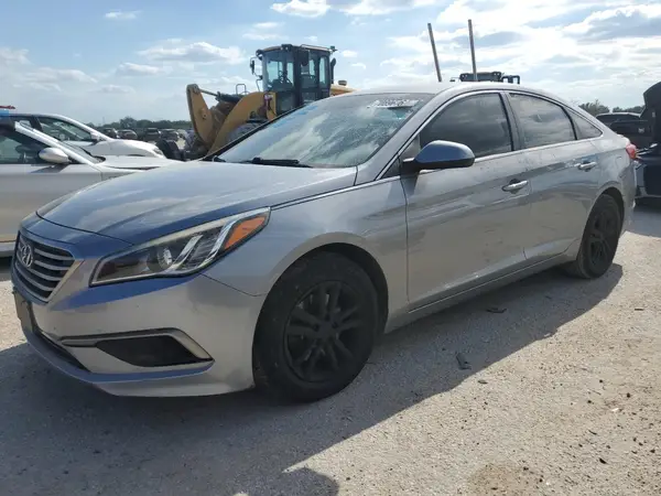 5NPE24AF6HH559044 2017 HYUNDAI SONATA - Image 1