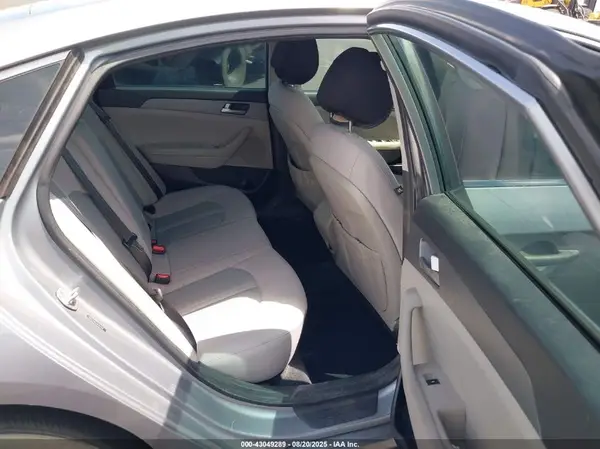 5NPE24AF6HH561666 2017 HYUNDAI SONATA - Image 8