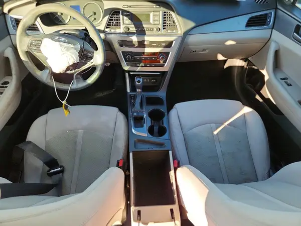 5NPE24AF6HH563000 2017 HYUNDAI SONATA - Image 8