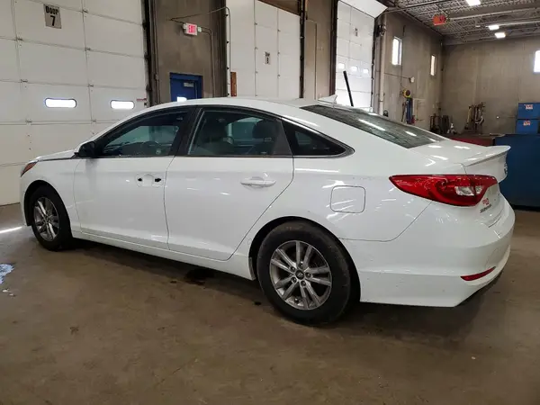 5NPE24AF6HH563191 2017 HYUNDAI SONATA - Image 2