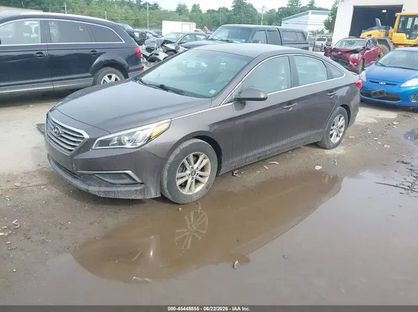 5NPE24AF6HH563885 2017 HYUNDAI SONATA - Image 2
