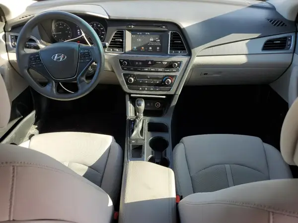 5NPE24AF6HH565135 2017 HYUNDAI SONATA - Image 8