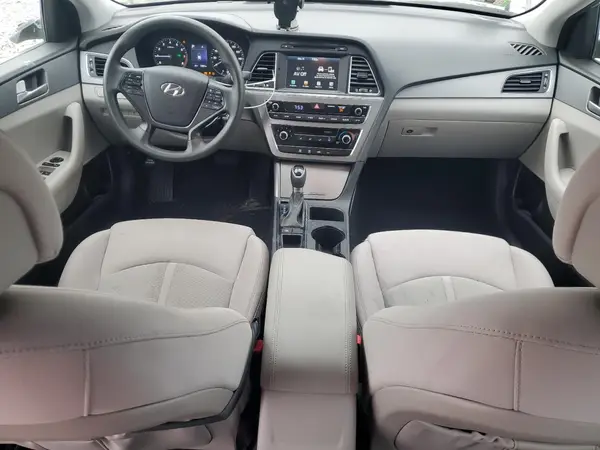 5NPE24AF6HH565698 2017 HYUNDAI SONATA - Image 8