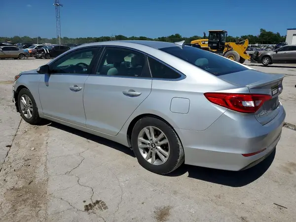 5NPE24AF6HH567595 2017 HYUNDAI SONATA - Image 2