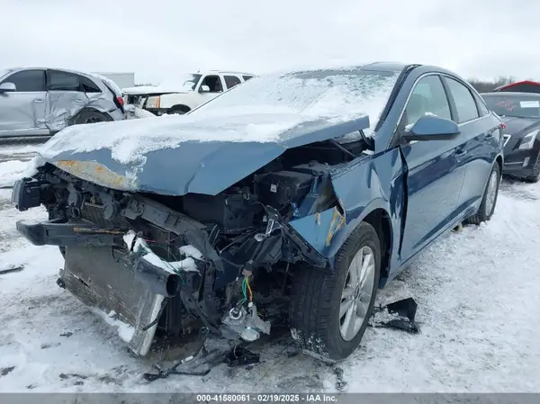 5NPE24AF6HH572800 2017 HYUNDAI SONATA - Image 2