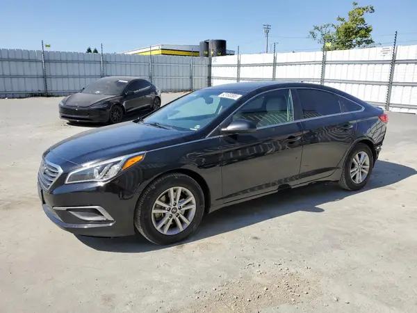 5NPE24AF6HH573185 2017 HYUNDAI SONATA - Image 1