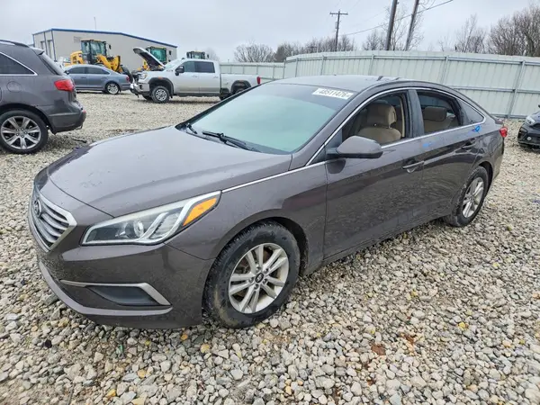5NPE24AF6HH573901 2017 HYUNDAI SONATA - Image 1
