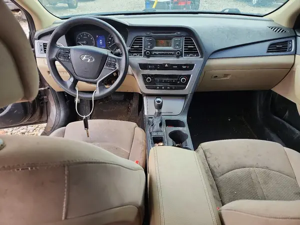 5NPE24AF6HH573901 2017 HYUNDAI SONATA - Image 8