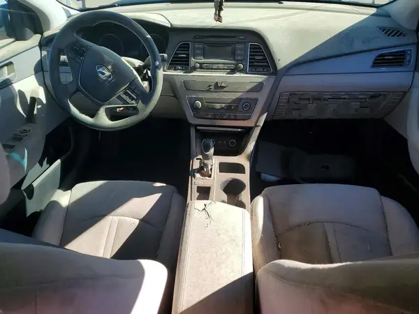 5NPE24AF6HH574076 2017 HYUNDAI SONATA - Image 8