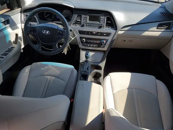 5NPE24AF6HH575194 2017 HYUNDAI SONATA - Image 8