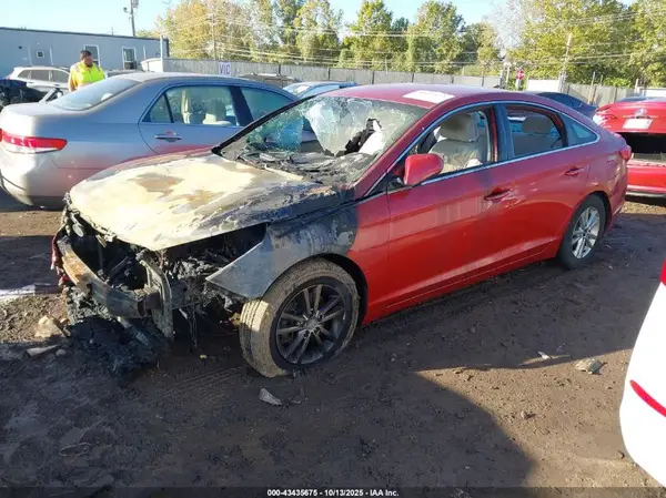 5NPE24AF6HH576684 2017 HYUNDAI SONATA - Image 2