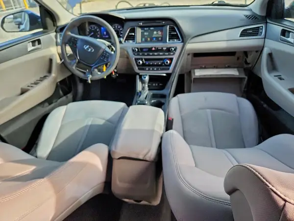 5NPE24AF6HH578659 2017 HYUNDAI SONATA - Image 8