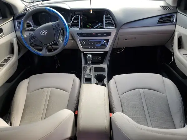 5NPE24AF6HH579875 2017 HYUNDAI SONATA - Image 8