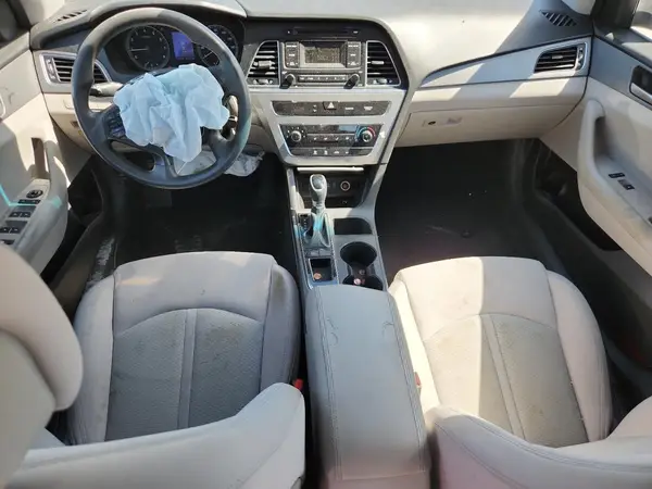 5NPE24AF6HH581576 2017 HYUNDAI SONATA - Image 8