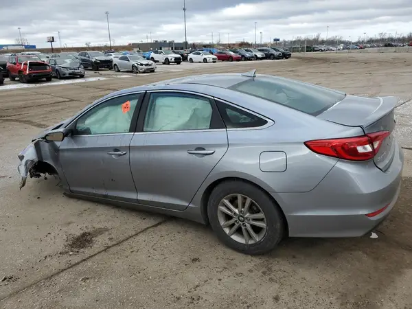 5NPE24AF6HH586955 2017 HYUNDAI SONATA - Image 2