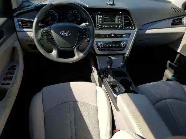 5NPE24AF6HH588544 2017 HYUNDAI SONATA - Image 8