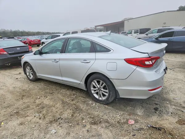 5NPE24AF6HH595462 2017 HYUNDAI SONATA - Image 2