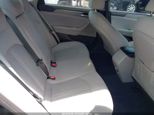5NPE24AF6JH597704 2018 HYUNDAI SONATA - Image 8