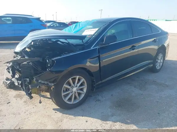 5NPE24AF6JH599016 2018 HYUNDAI SONATA - Image 2