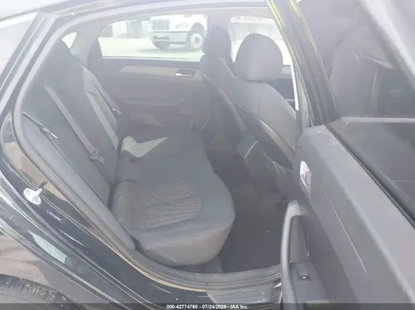 5NPE24AF6JH599582 2018 HYUNDAI SONATA - Image 8
