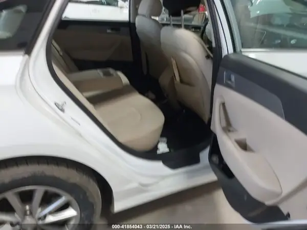 5NPE24AF6JH601623 2018 HYUNDAI SONATA - Image 8