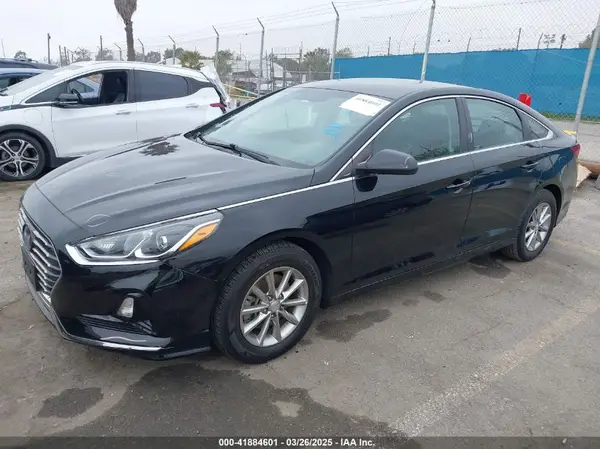 5NPE24AF6JH601864 2018 HYUNDAI SONATA - Image 2