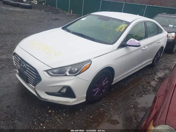 5NPE24AF6JH604473 2018 HYUNDAI SONATA - Image 2
