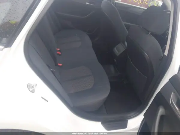 5NPE24AF6JH604473 2018 HYUNDAI SONATA - Image 8