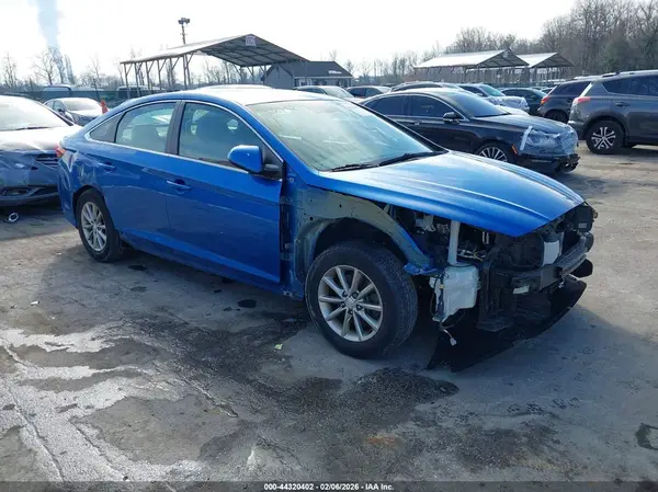 5NPE24AF6JH605980 2018 HYUNDAI SONATA - Image 1