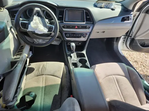 5NPE24AF6JH620463 2018 HYUNDAI SONATA - Image 8