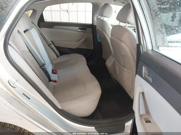5NPE24AF6JH620950 2018 HYUNDAI SONATA - Image 8