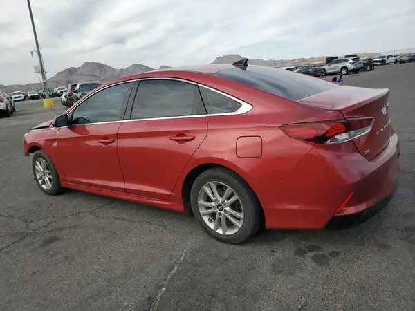 5NPE24AF6JH622374 2018 HYUNDAI SONATA - Image 2