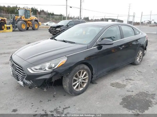 5NPE24AF6JH628000 2018 HYUNDAI SONATA - Image 2
