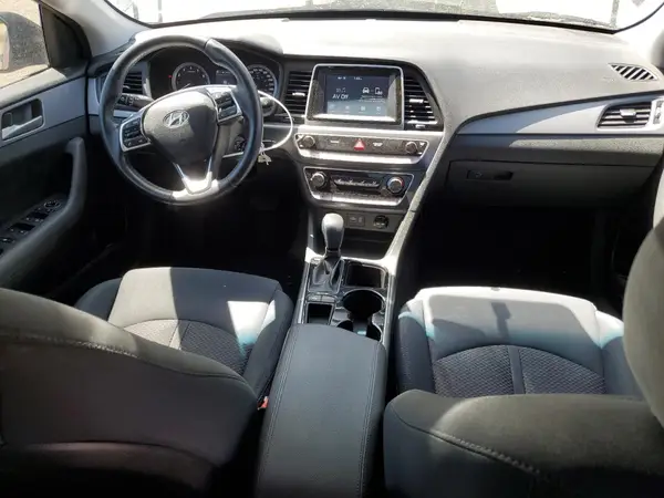 5NPE24AF6JH628689 2018 HYUNDAI SONATA - Image 8