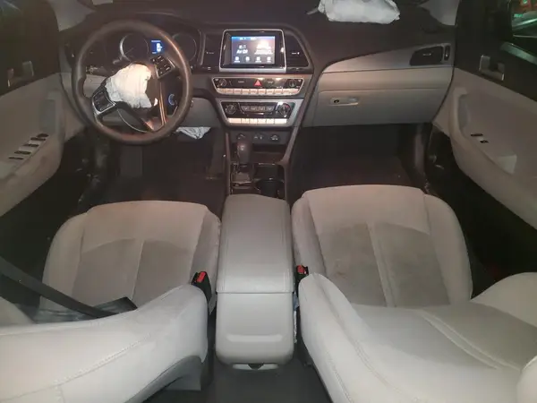 5NPE24AF6JH641703 2018 HYUNDAI SONATA - Image 8