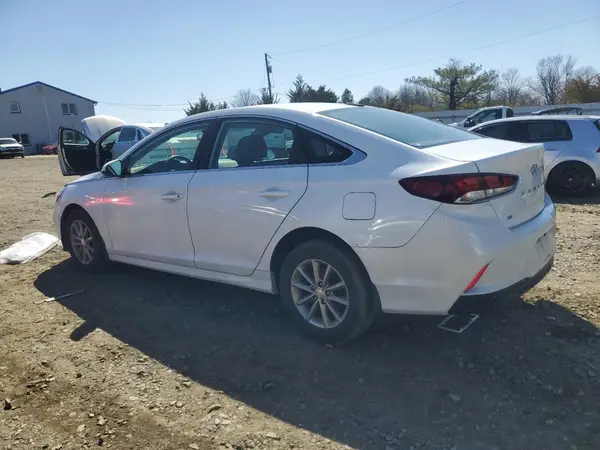 5NPE24AF6JH650093 2018 HYUNDAI SONATA - Image 2