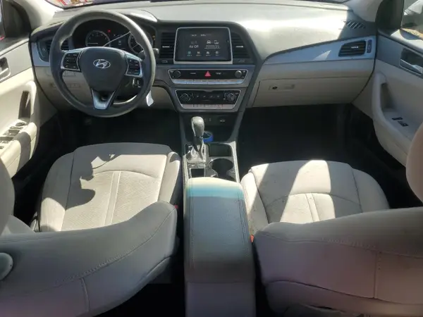 5NPE24AF6JH650093 2018 HYUNDAI SONATA - Image 8