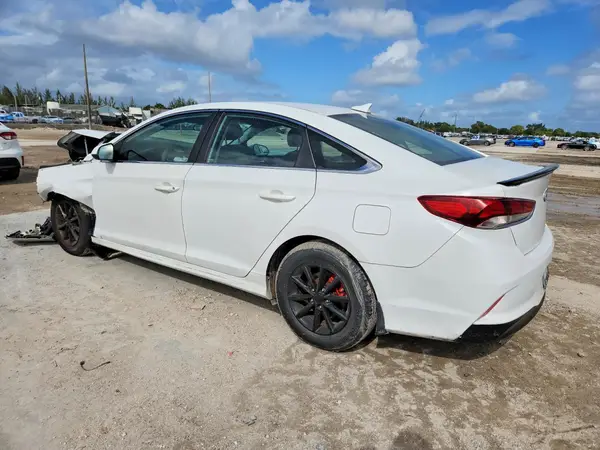 5NPE24AF6JH652863 2018 HYUNDAI SONATA - Image 2