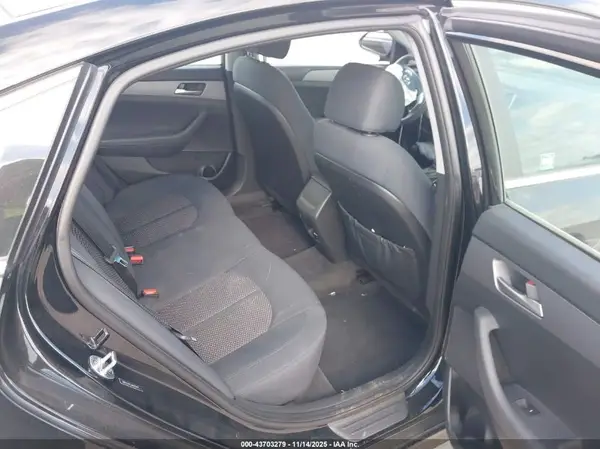 5NPE24AF6JH655911 2018 HYUNDAI SONATA - Image 8