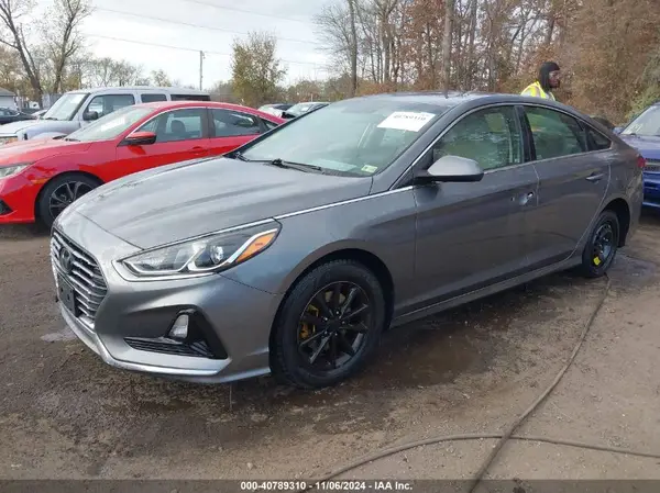 5NPE24AF6JH656170 2018 HYUNDAI SONATA - Image 2