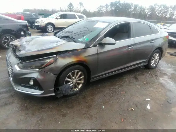 5NPE24AF6JH656749 2018 HYUNDAI SONATA - Image 2