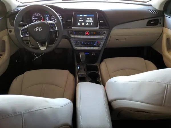 5NPE24AF6JH660882 2018 HYUNDAI SONATA - Image 8